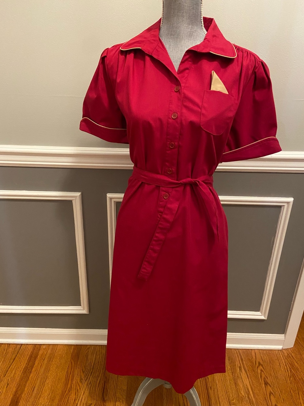Vintage Belted Shirtwaist Dress Size 16 Crimson w/ Contrast Beige Piping NEW